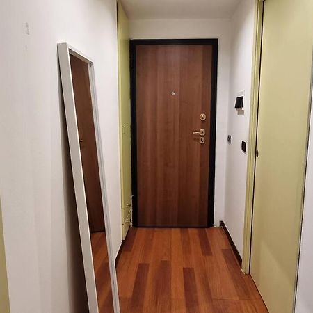 Monolocale Metro M3 Affori Apartman Milánó Kültér fotó