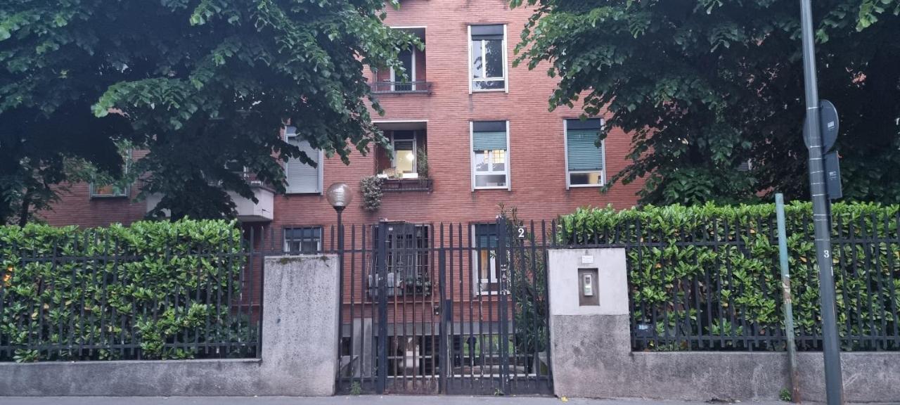 Monolocale Metro M3 Affori Apartman Milánó Kültér fotó